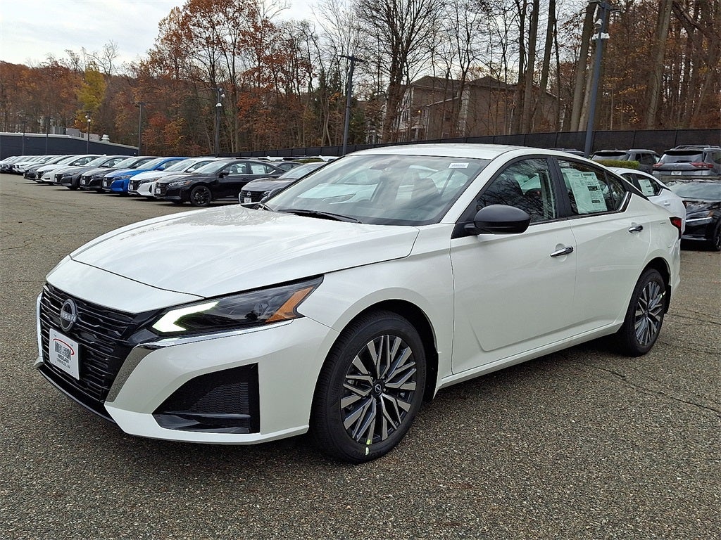 2025 Nissan Altima 2.5 SV