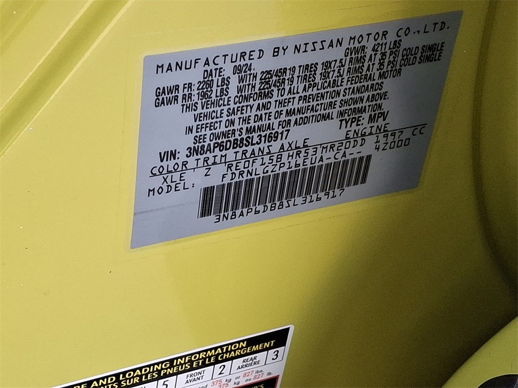 2025 Nissan Kicks SR