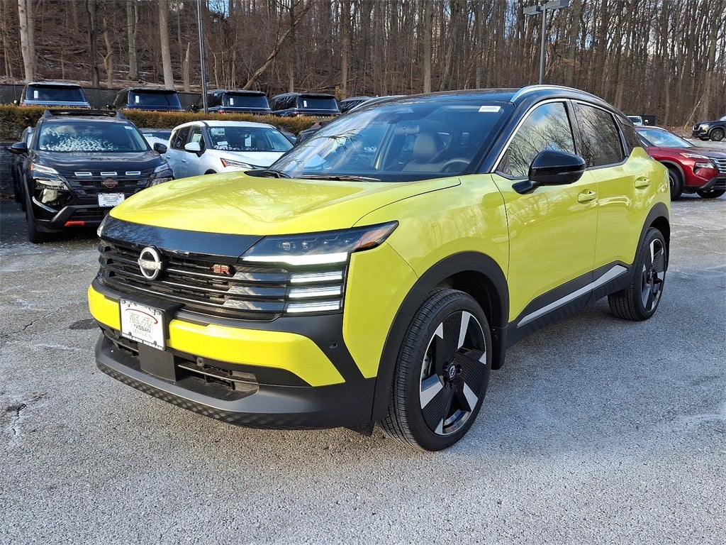 2025 Nissan Kicks SR