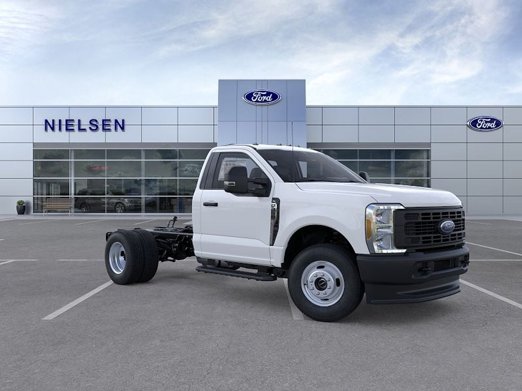 2026 Ford F-350SD Base