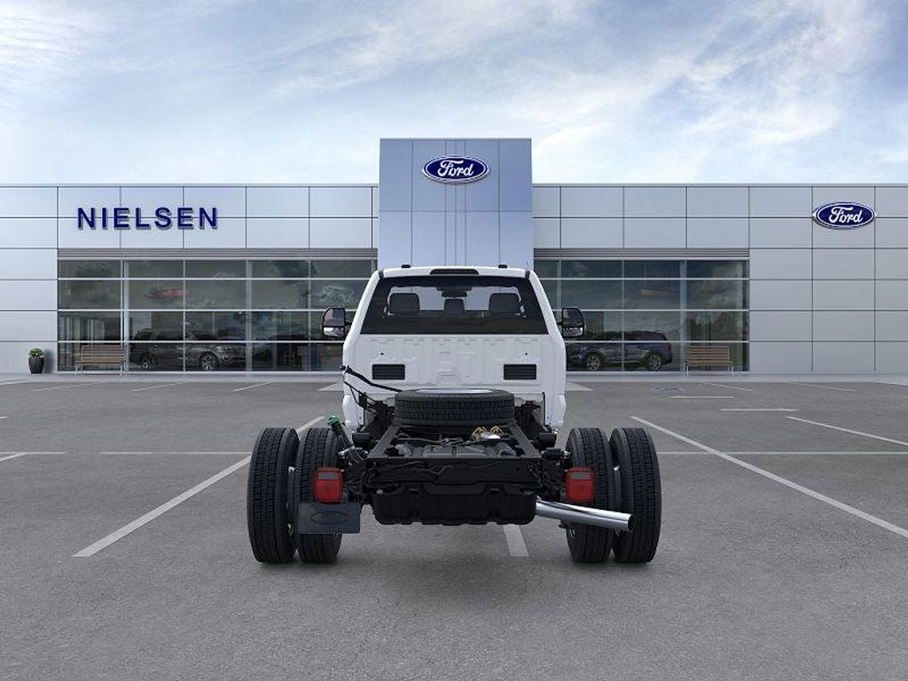 2025 Ford F-550SD XLT DRW