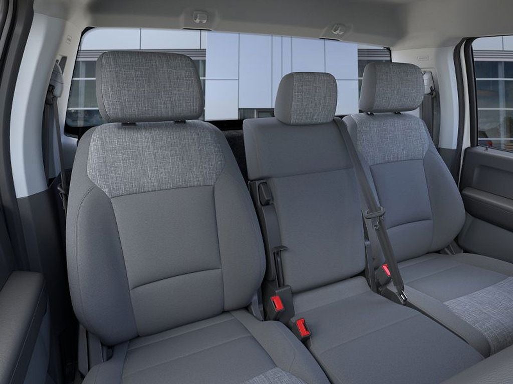 2025 Ford F-550SD XLT DRW