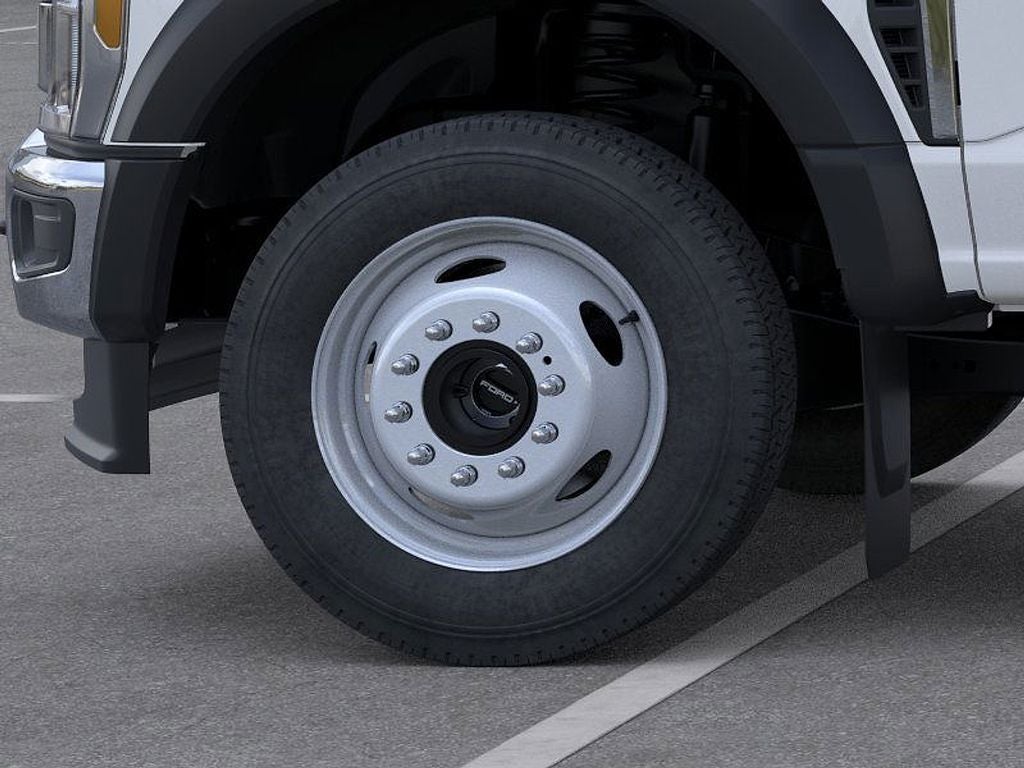 2025 Ford F-550SD XLT DRW